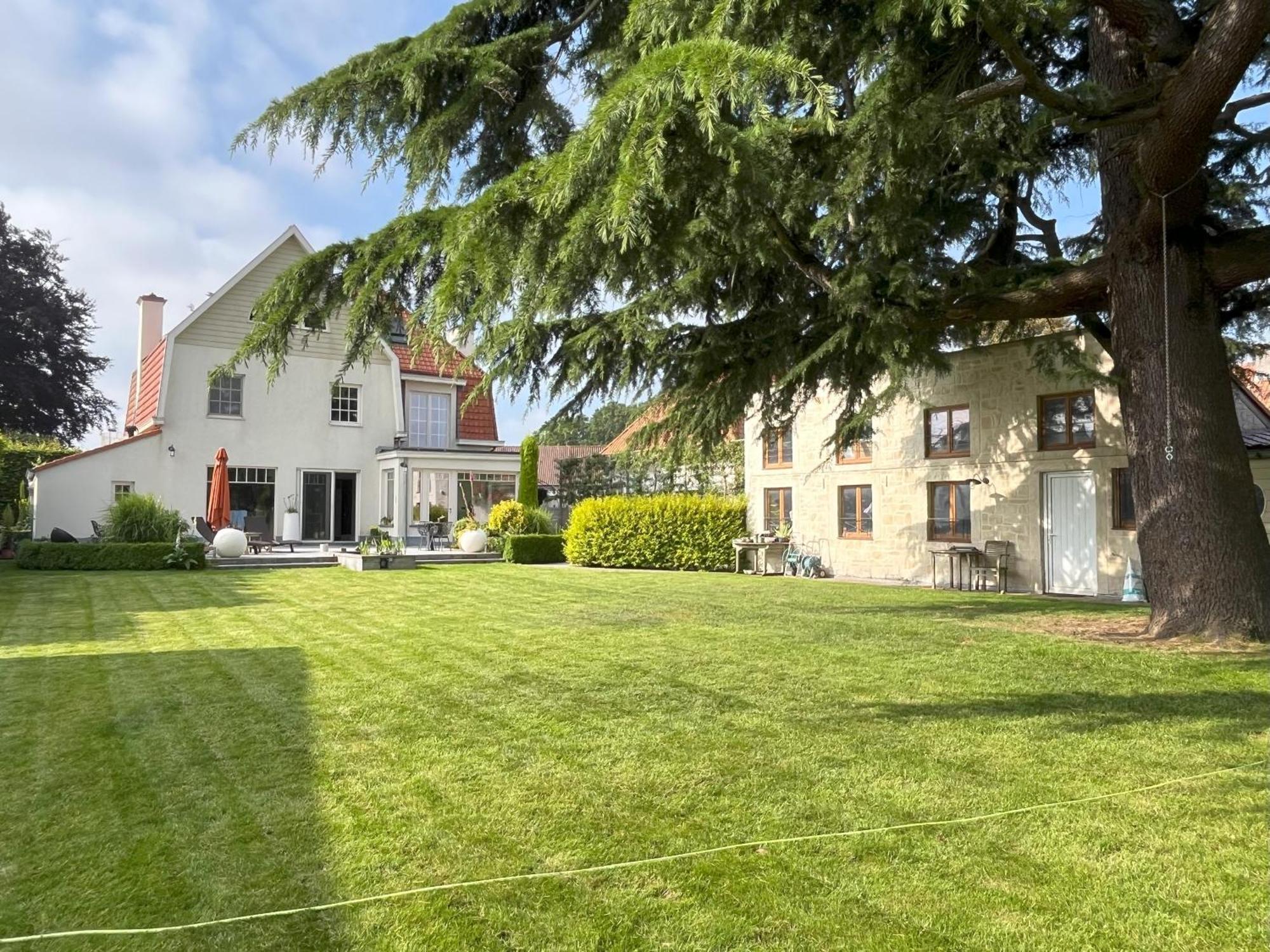 Cedrus Bed & Breakfast Jabbeke  Exterior photo